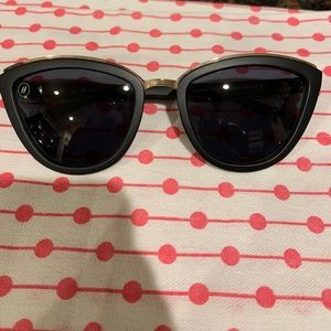 Cat eye sunglasses